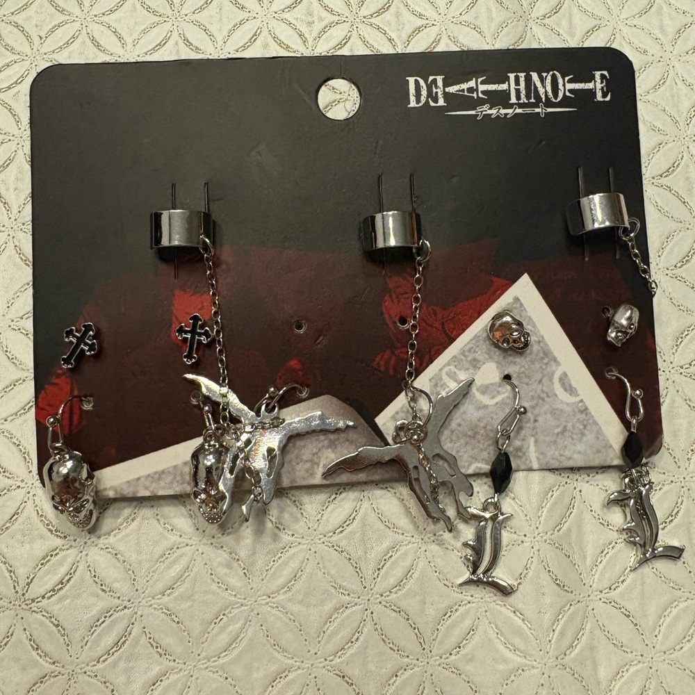 Death Note Icons Cuff Earring Set Hot Topic - Picture 2 of 2